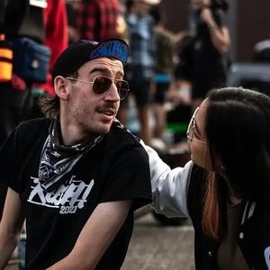 Meet your Posher, Marshall